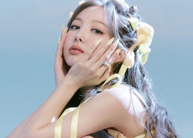 nayeon age