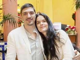 Amazing Andrew Schulz Wife: All About Emma Turner andrew schulz wife