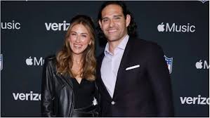 Who Is Mark Sanchez Wife? Amazing Story of Perry Mattfeld mark sanchez wife